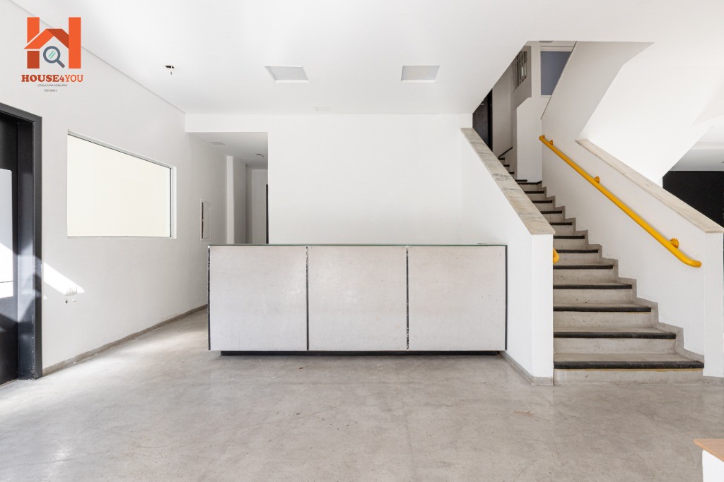 Casa/predio comercial na av. Henrique schaumann com 540m2 em