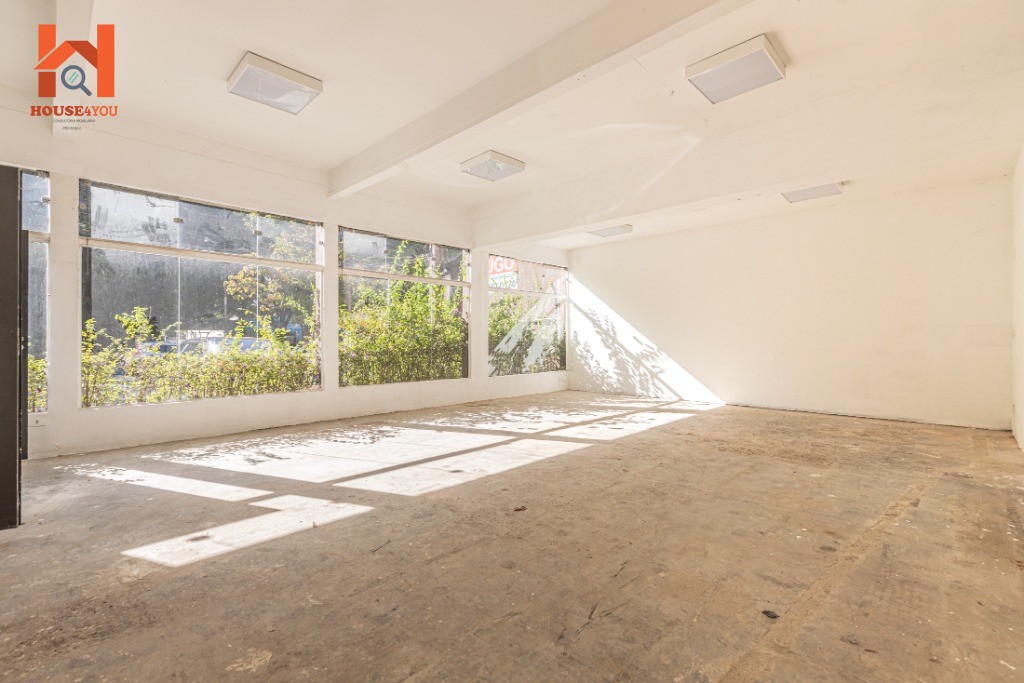 Casa/predio comercial na av. Henrique schaumann com 540m2 em