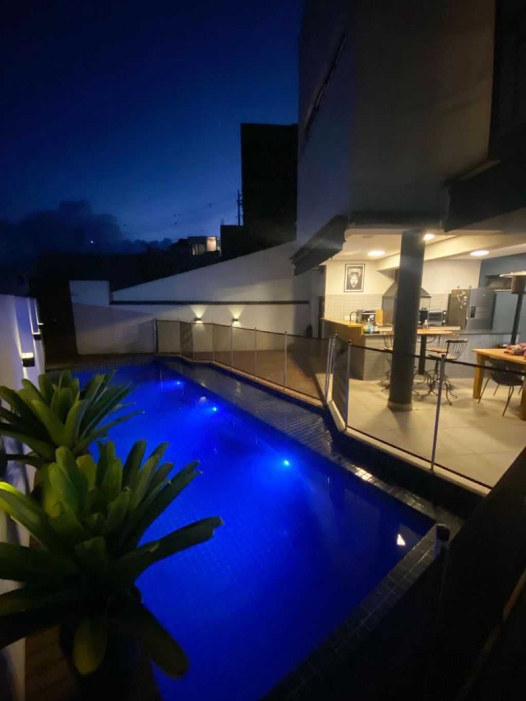 Casa, 3 quartos, 225 m² - Foto 1