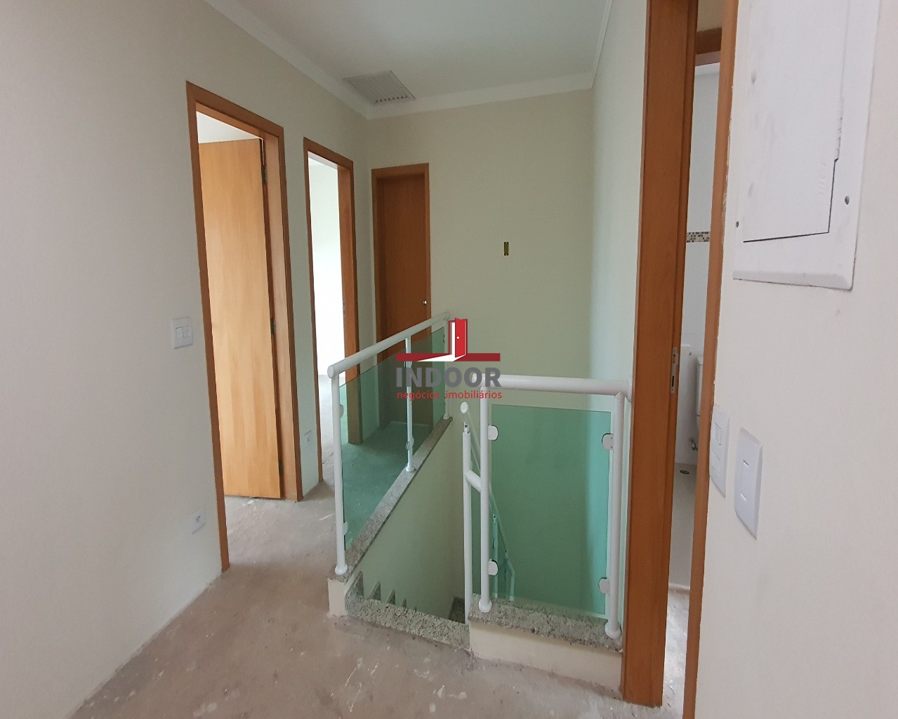 Imperdível oportunidade de adquirir casa com 3 quartos e 8 vagas de garagem no Lauzane Paulista, São Paulo-SP. Confira!