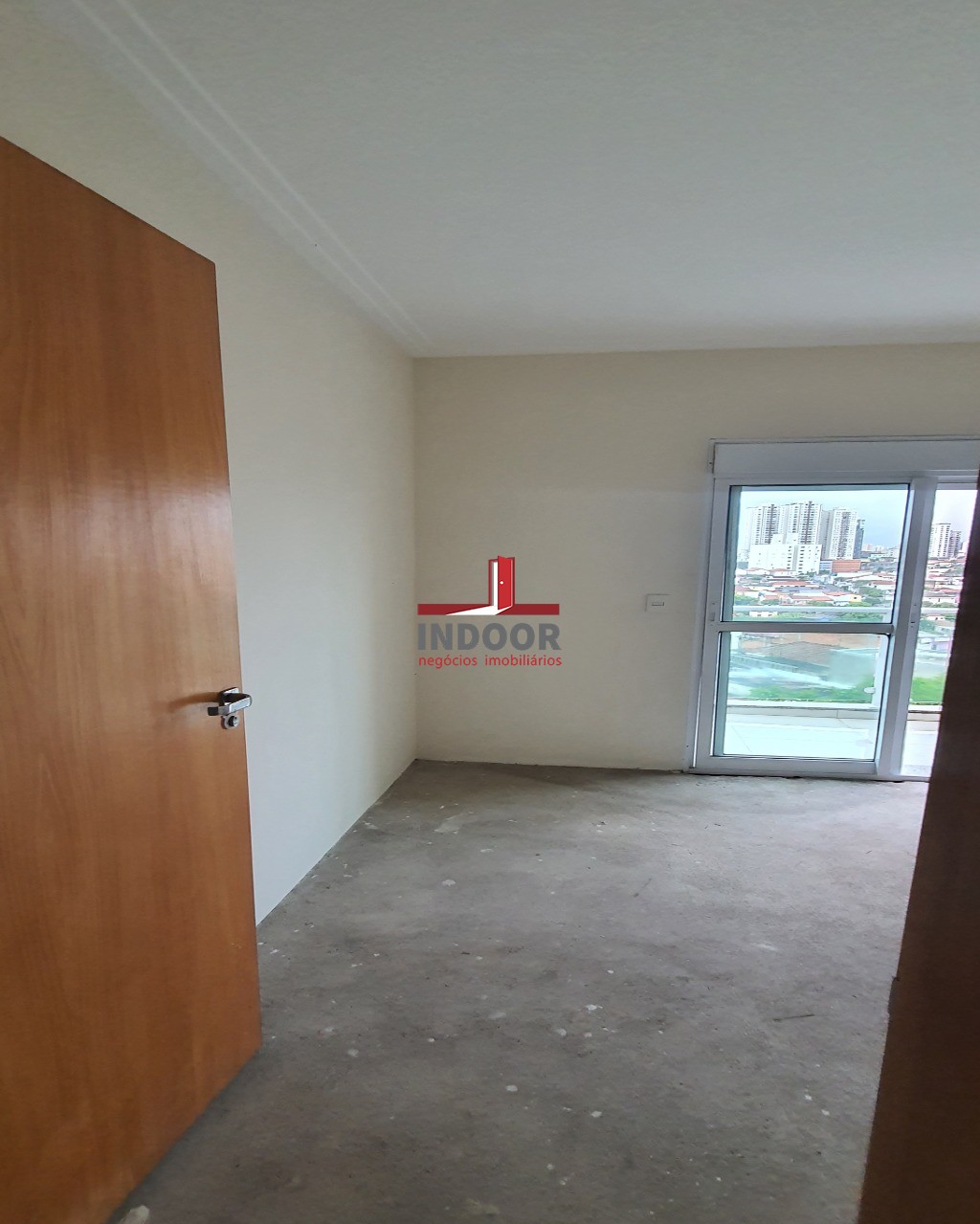 Imperdível oportunidade de adquirir casa com 3 quartos e 8 vagas de garagem no Lauzane Paulista, São Paulo-SP. Confira!