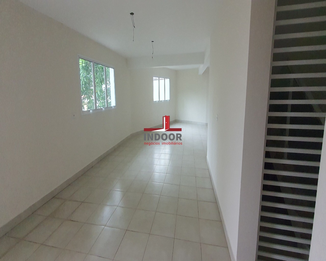 Imperdível oportunidade de adquirir casa com 3 quartos e 8 vagas de garagem no Lauzane Paulista, São Paulo-SP. Confira!
