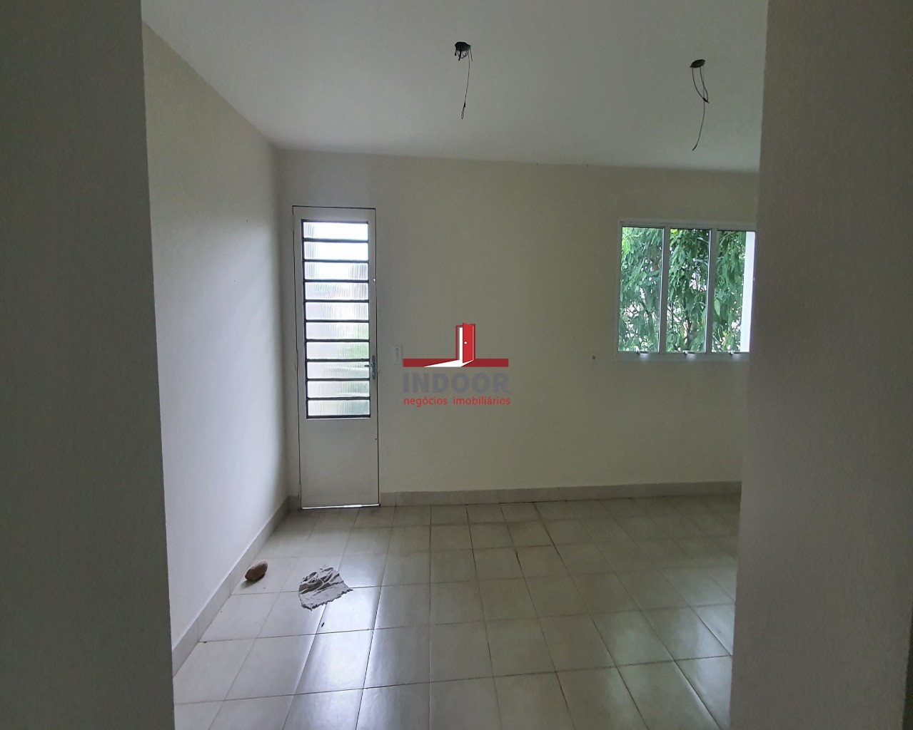 Imperdível oportunidade de adquirir casa com 3 quartos e 8 vagas de garagem no Lauzane Paulista, São Paulo-SP. Confira!