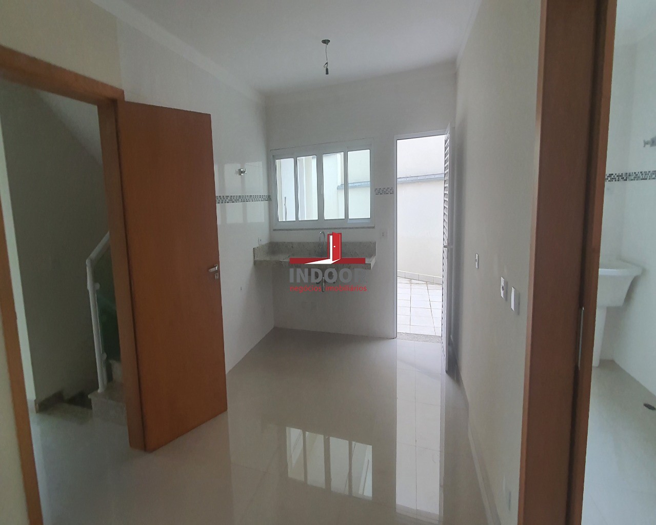 Imperdível oportunidade de adquirir casa com 3 quartos e 8 vagas de garagem no Lauzane Paulista, São Paulo-SP. Confira!