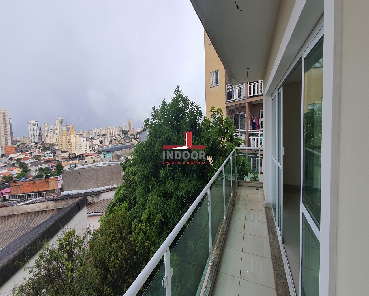 Imperdível oportunidade de adquirir casa com 3 quartos e 8 vagas de garagem no Lauzane Paulista, São Paulo-SP. Confira!