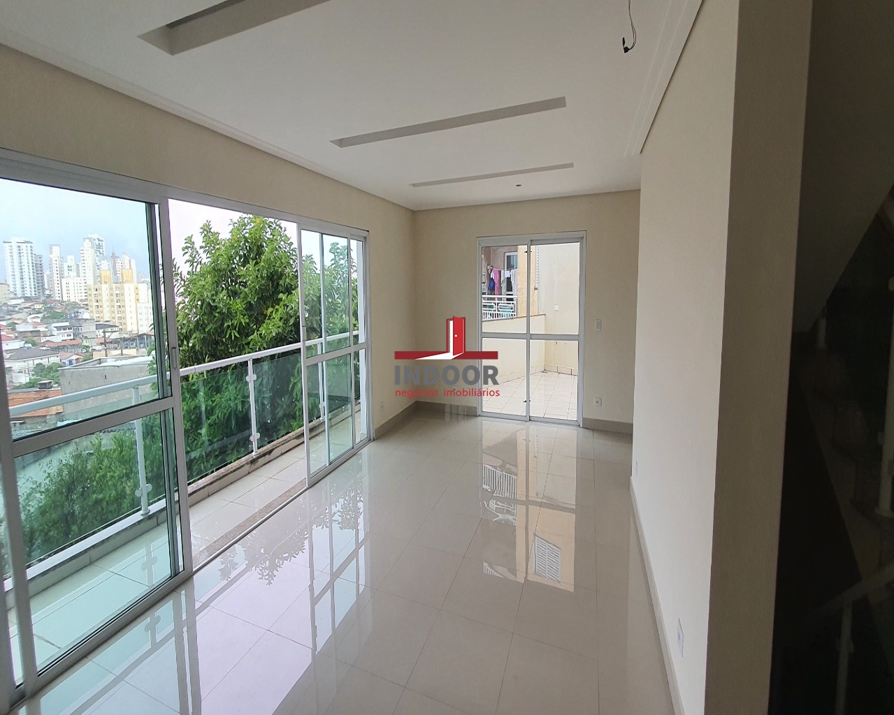 Imperdível oportunidade de adquirir casa com 3 quartos e 8 vagas de garagem no Lauzane Paulista, São Paulo-SP. Confira!
