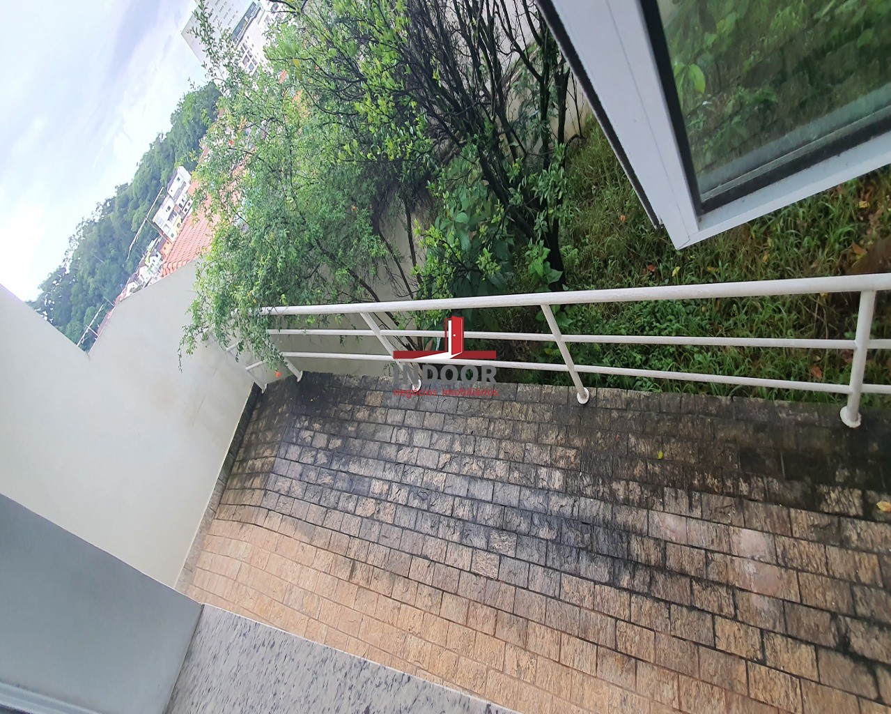 Imperdível oportunidade de adquirir casa com 3 quartos e 8 vagas de garagem no Lauzane Paulista, São Paulo-SP. Confira!