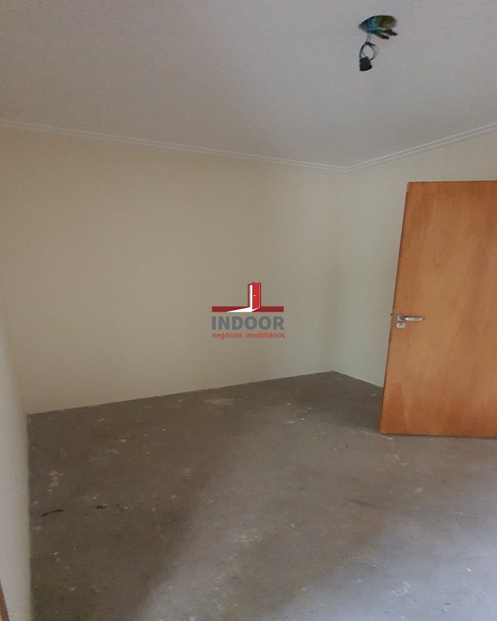 Imperdível oportunidade de adquirir casa com 3 quartos e 8 vagas de garagem no Lauzane Paulista, São Paulo-SP. Confira!