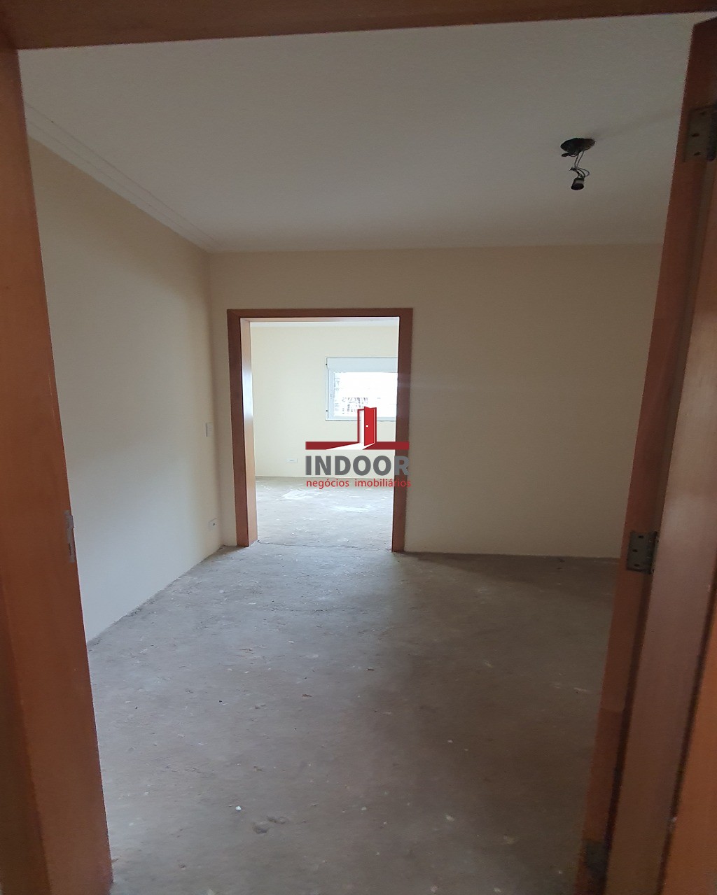 Imperdível oportunidade de adquirir casa com 3 quartos e 8 vagas de garagem no Lauzane Paulista, São Paulo-SP. Confira!