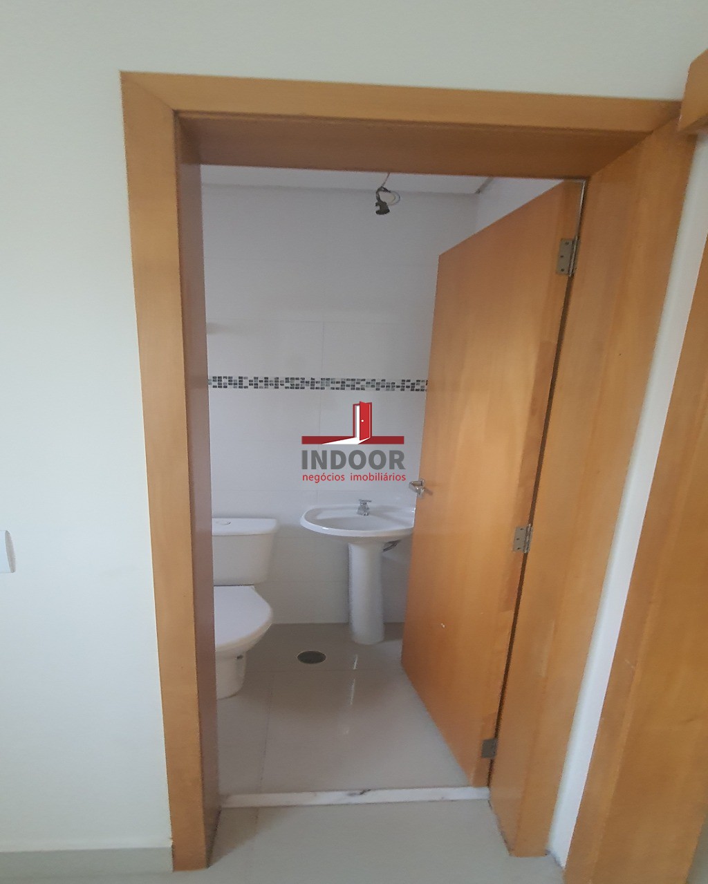 Imperdível oportunidade de adquirir casa com 3 quartos e 8 vagas de garagem no Lauzane Paulista, São Paulo-SP. Confira!
