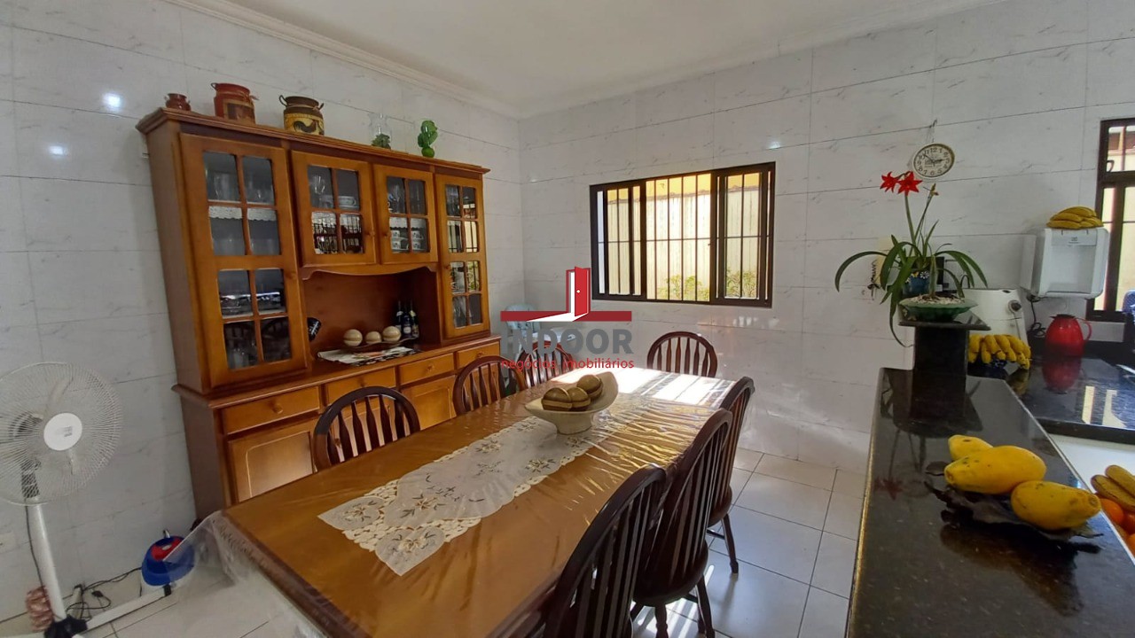 Imóvel de luxo: Casa à venda em São Paulo-SP, Parque Mandaqui, com 3 quartos, 3 suítes e 250m² de área!