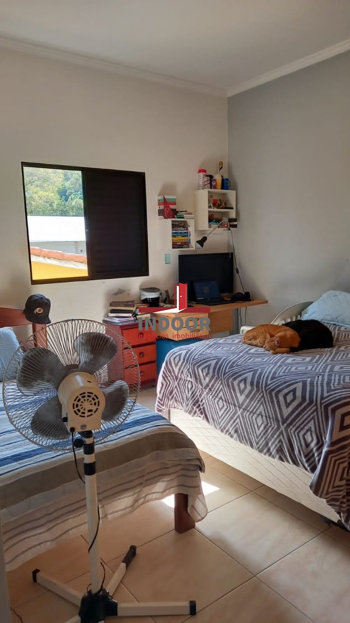 Imóvel de luxo: Casa à venda em São Paulo-SP, Parque Mandaqui, com 3 quartos, 3 suítes e 250m² de área!