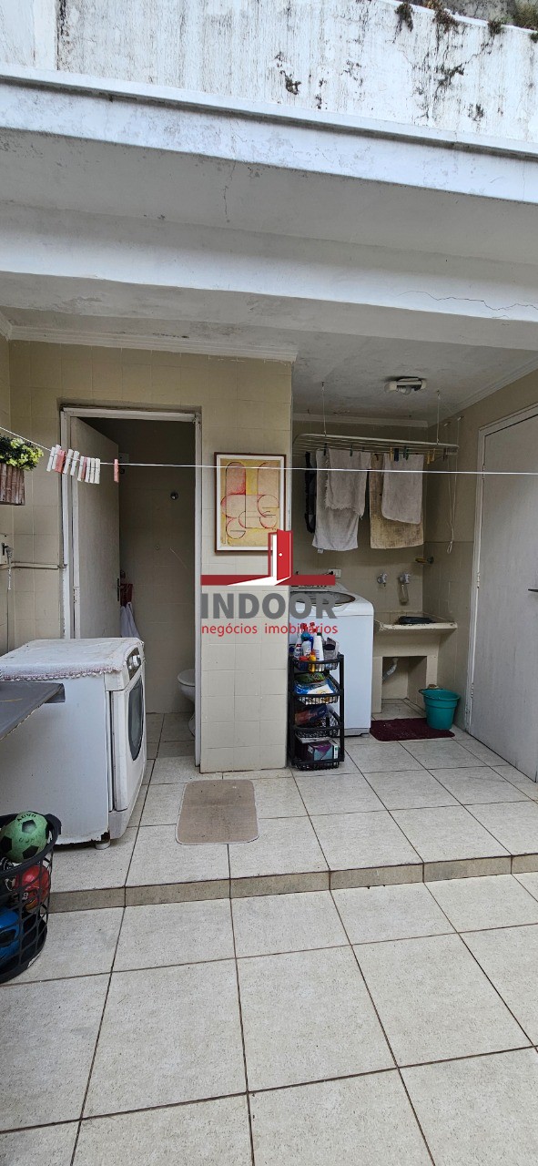 Casa, 3 quartos, 220 m² - Foto 22
