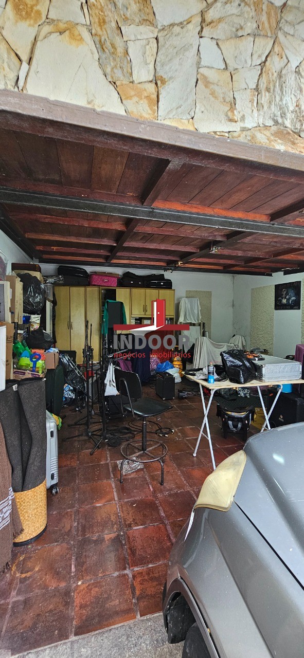 Casa, 3 quartos, 220 m² - Foto 26