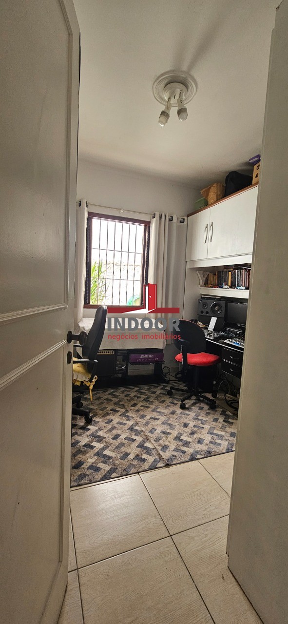 Casa, 3 quartos, 220 m² - Foto 11