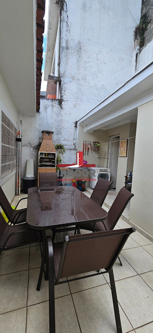 Casa, 3 quartos, 220 m² - Foto 21