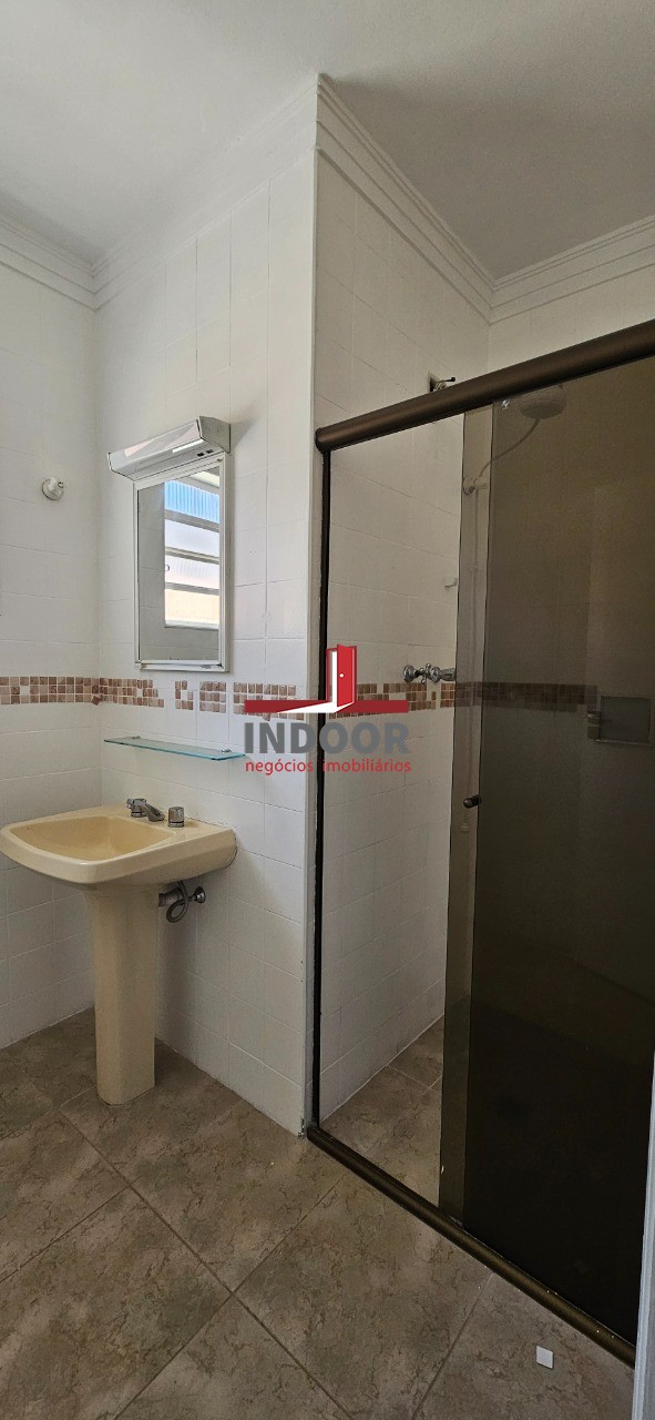 Casa, 3 quartos, 240 m² - Foto 48