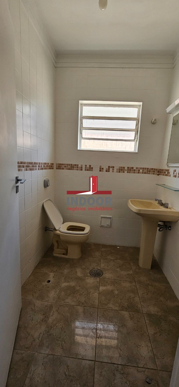 Casa, 3 quartos, 240 m² - Foto 47