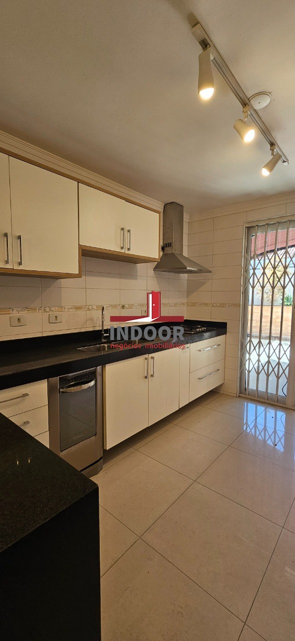Casa, 3 quartos, 240 m² - Foto 15