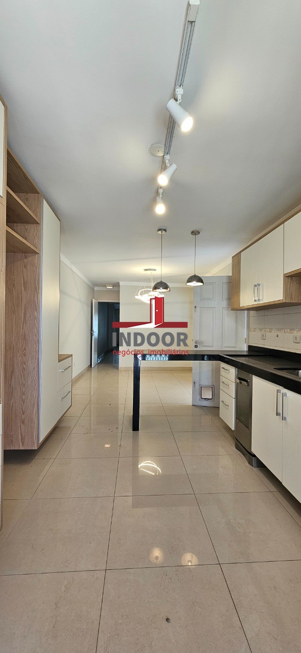 Casa, 3 quartos, 240 m² - Foto 11