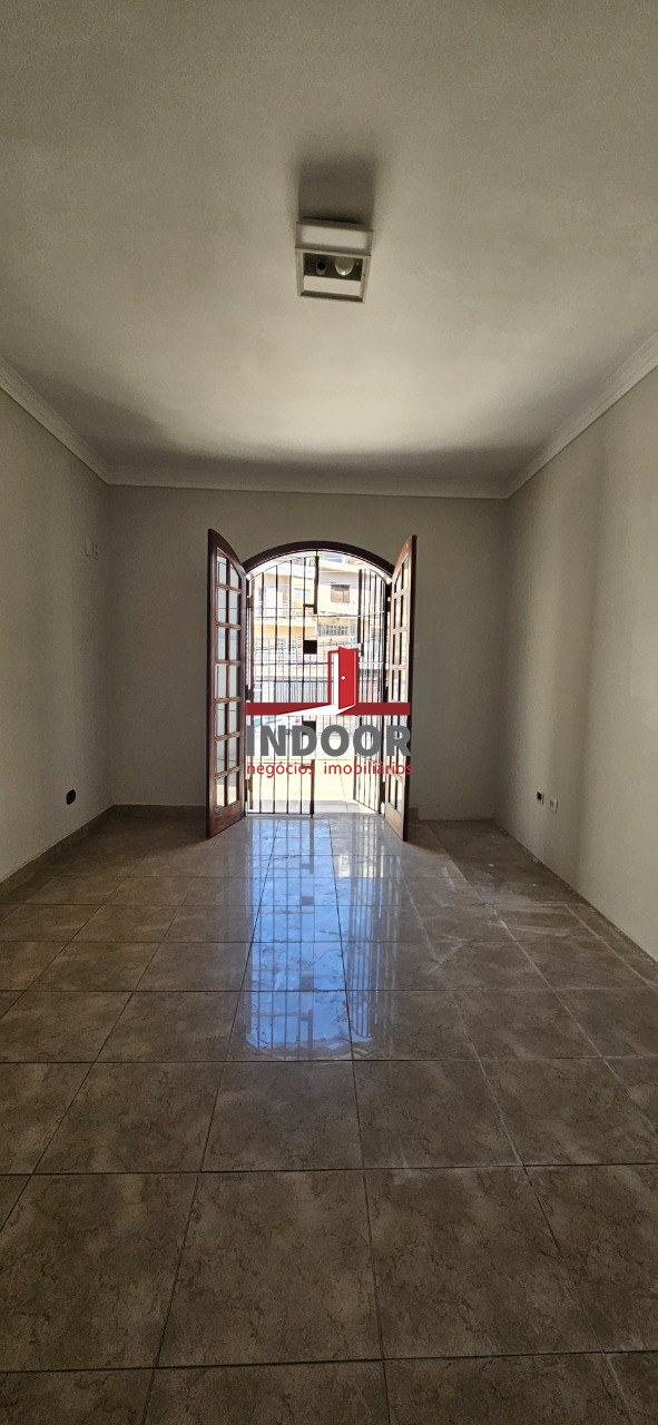 Casa, 3 quartos, 240 m² - Foto 49