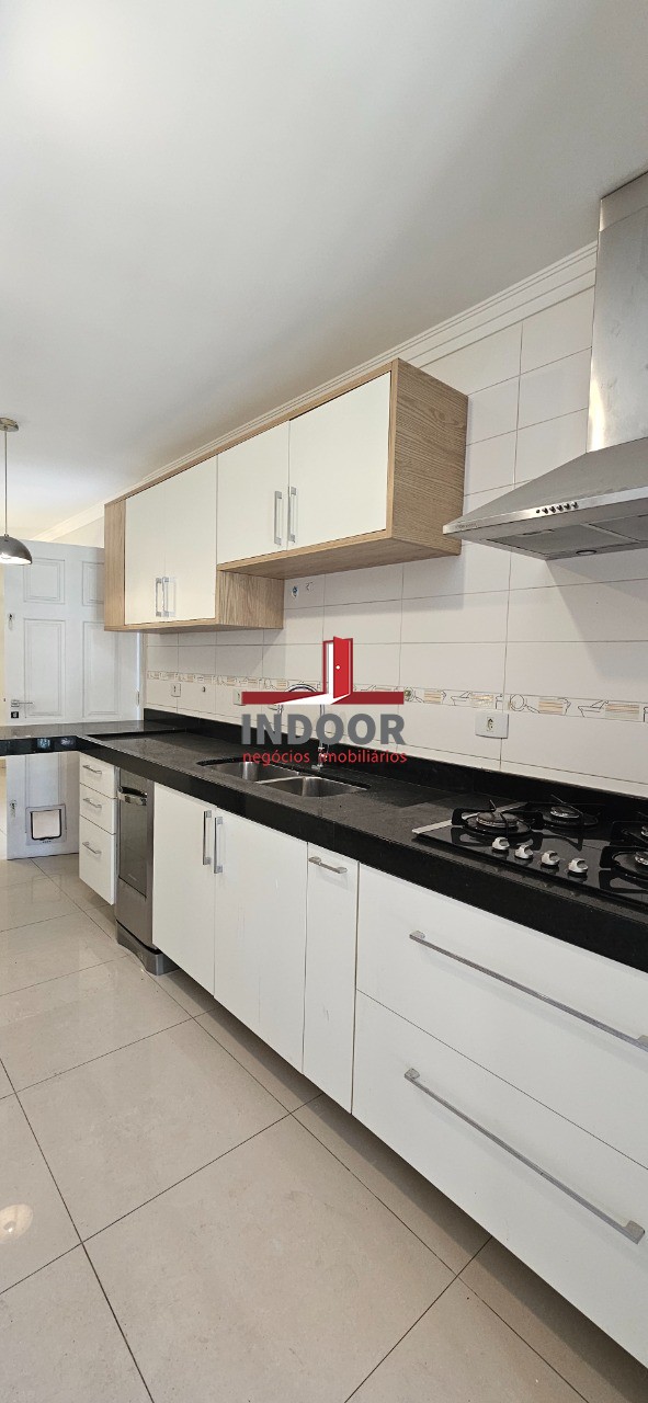 Casa, 3 quartos, 240 m² - Foto 13