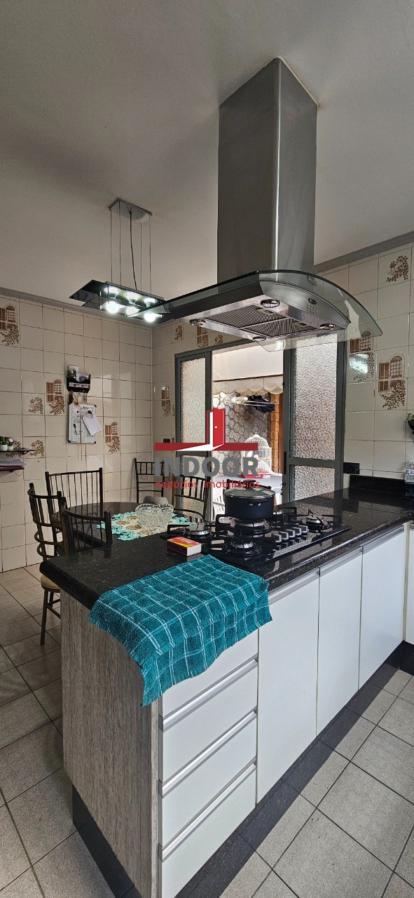 Casa, 3 quartos, 210 m² - Foto 17
