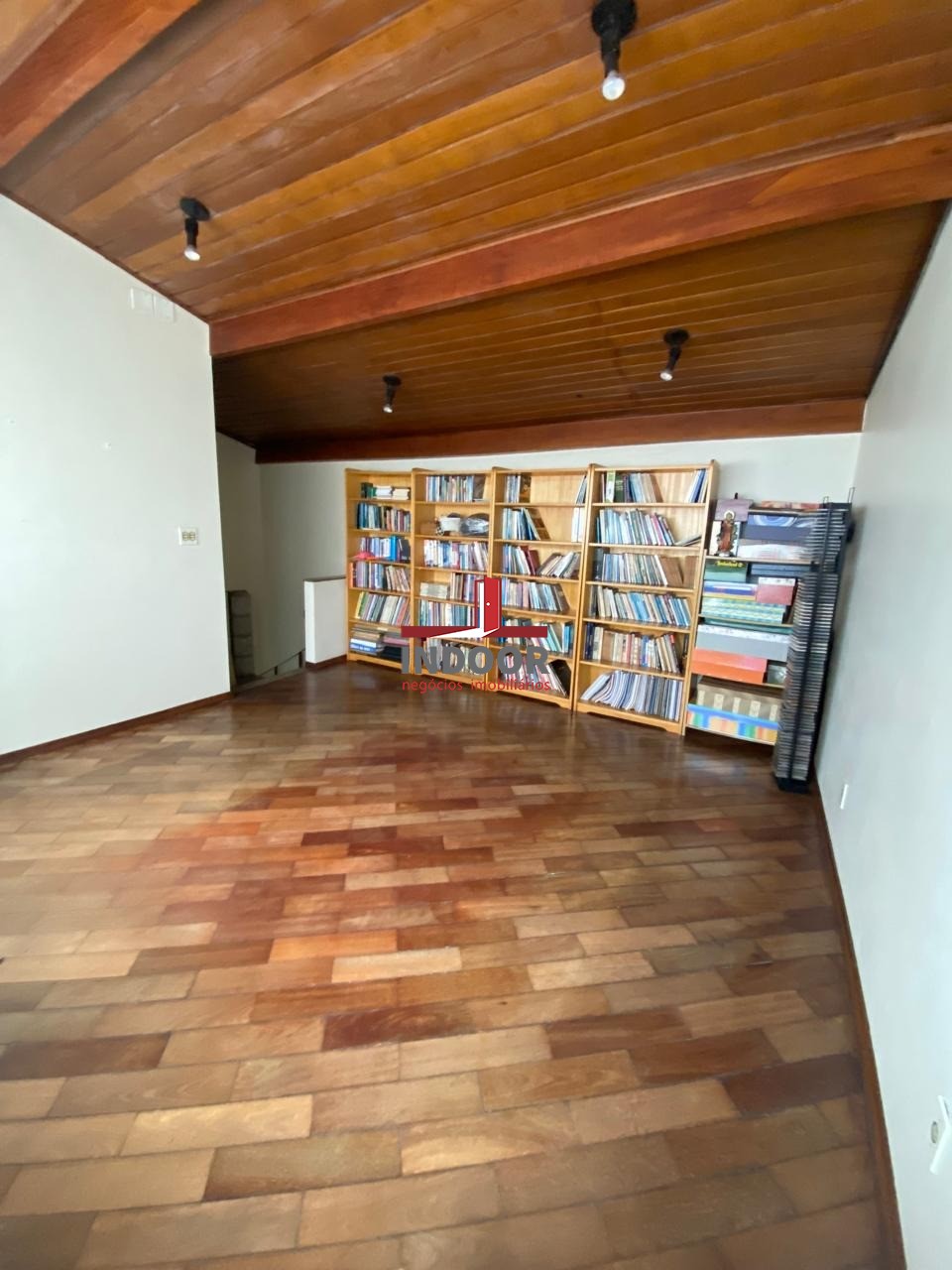 Casa, 3 quartos, 242 m² - Foto 26