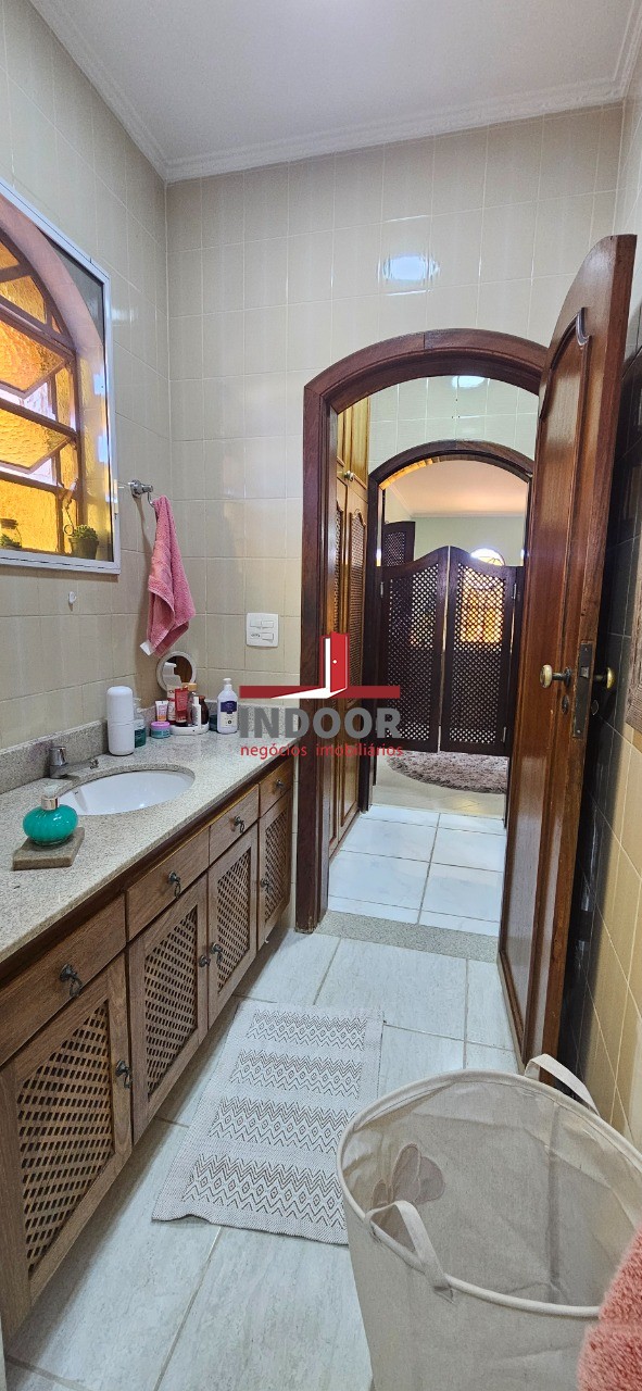 Casa, 3 quartos, 240 m² - Foto 19