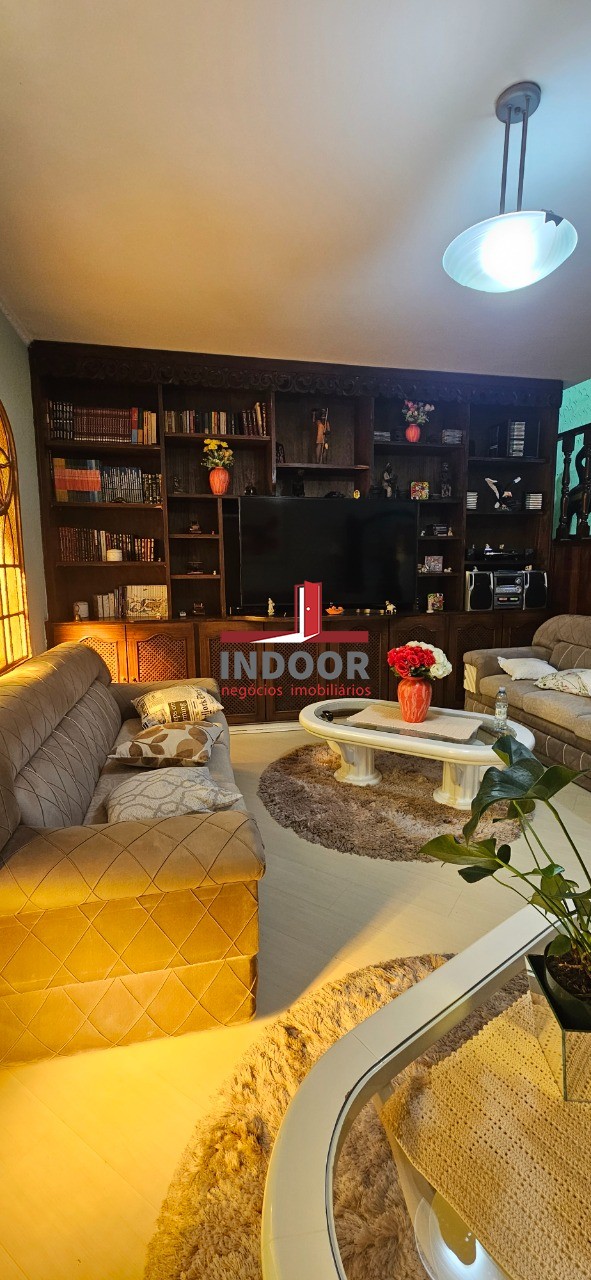 Casa, 3 quartos, 240 m² - Foto 13