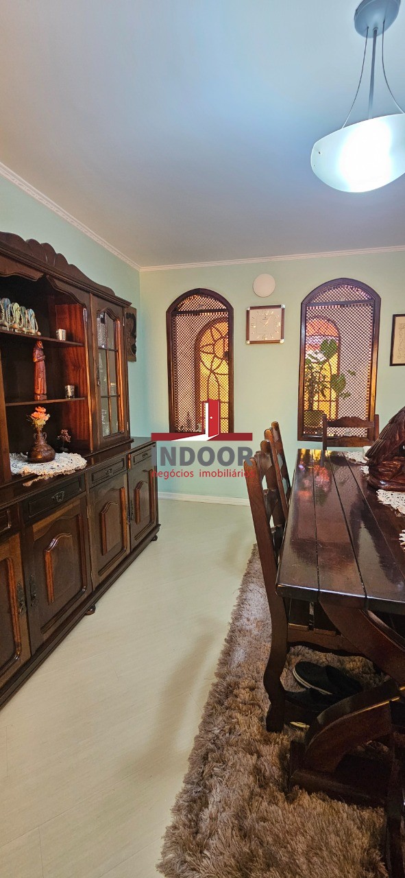 Casa, 3 quartos, 240 m² - Foto 7