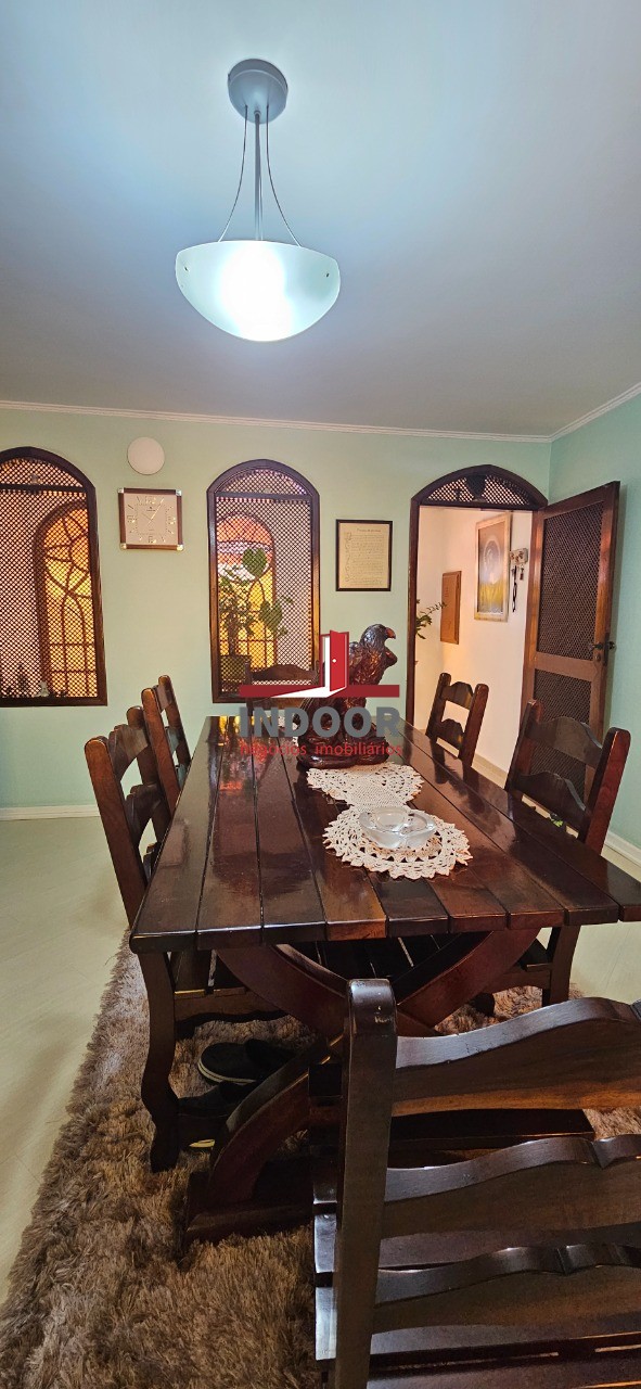 Casa, 3 quartos, 240 m² - Foto 6