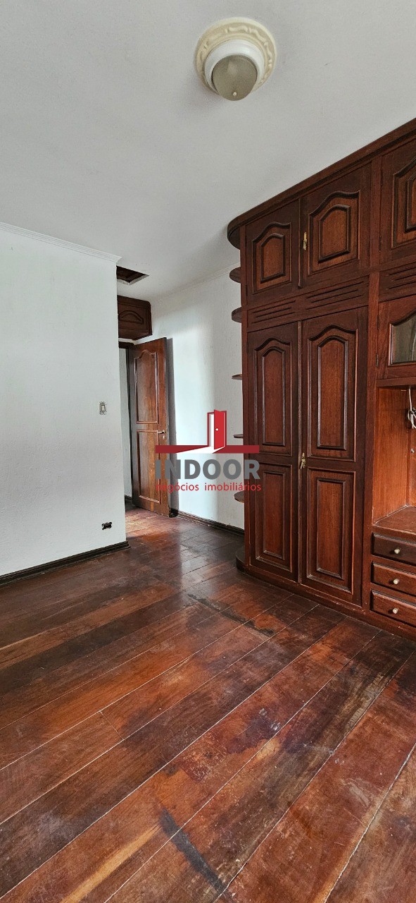 Casa para locação na Vila Aurora: 2 suítes, 2 vagas 140m² - São Paulo-SP.