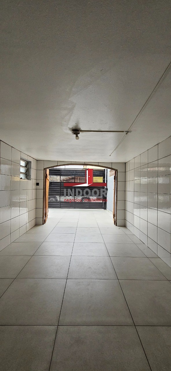 Casa para locação na Vila Aurora: 2 suítes, 2 vagas 140m² - São Paulo-SP.