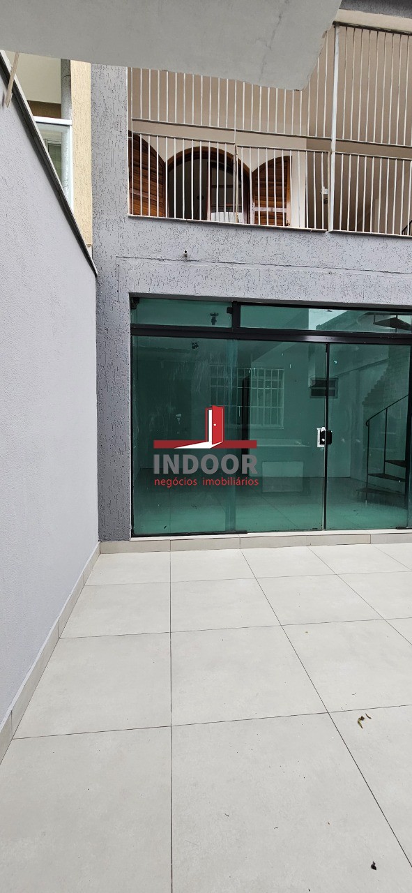 Casa para locação na Vila Aurora: 2 suítes, 2 vagas 140m² - São Paulo-SP.