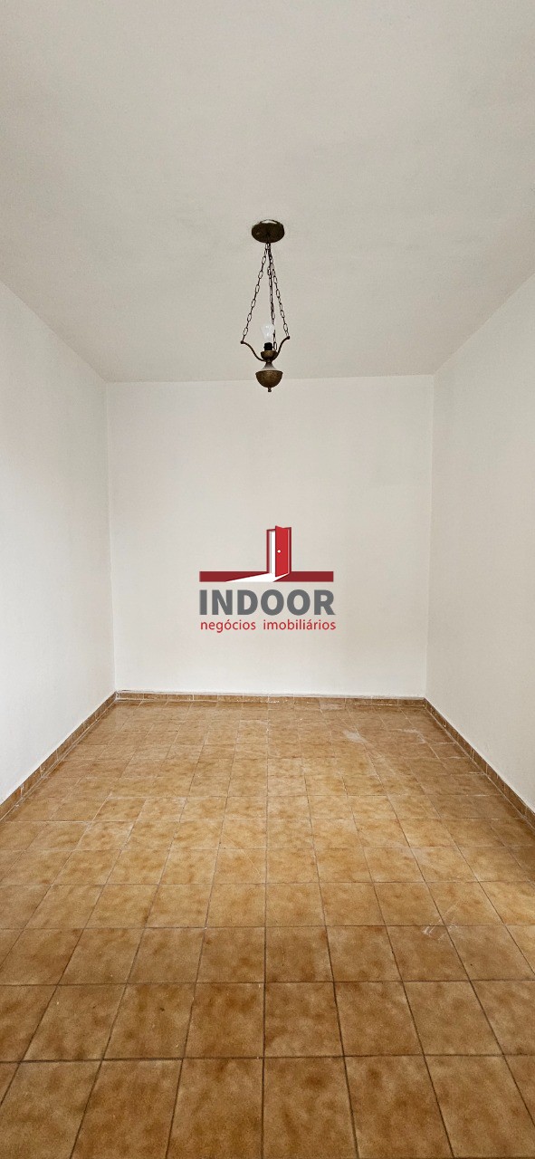 Casa para locação na Vila Aurora: 2 suítes, 2 vagas 140m² - São Paulo-SP.