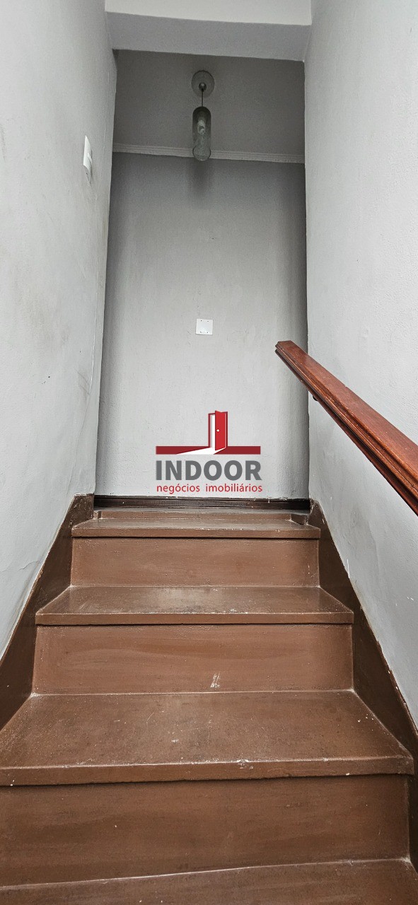 Casa para locação na Vila Aurora: 2 suítes, 2 vagas 140m² - São Paulo-SP.