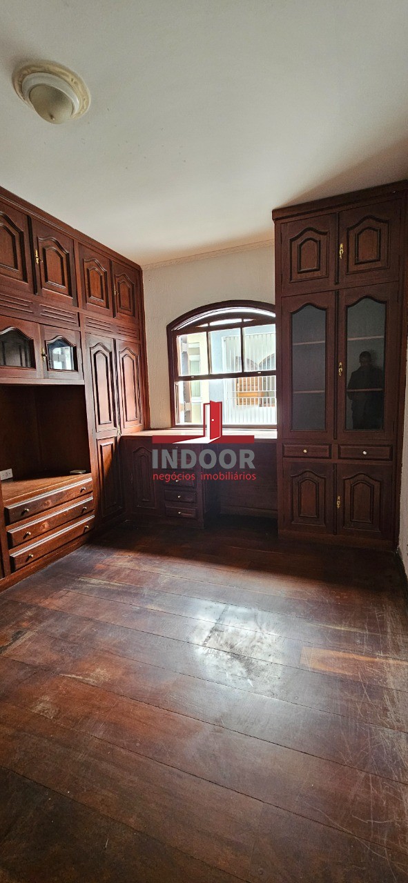 Casa para locação na Vila Aurora: 2 suítes, 2 vagas 140m² - São Paulo-SP.