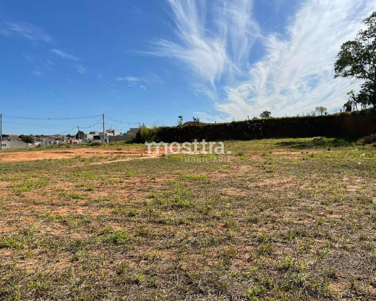 Terreno de 1.550m² à venda em frente da marginal da rodovia 