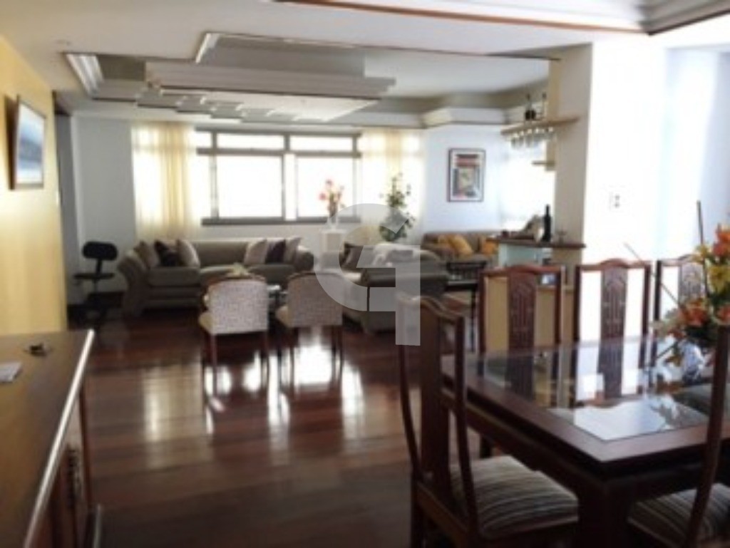 Apartamento, 3 quartos, 230 m² - Foto 1