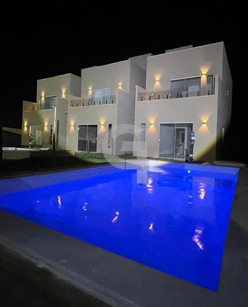 Casa, 3 quartos, 80 m² - Foto 1