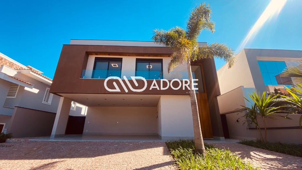 Excelente casa a Venda no Condomínio Santa Clara, muito bem localizado na cidade de Indaiatuba/SP. Casa com 4 suítes sendo 3 com closet, janelas dos
