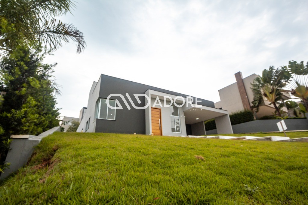 Casa a venda no Condomínio Terras de Mont Serrat Salto - SP