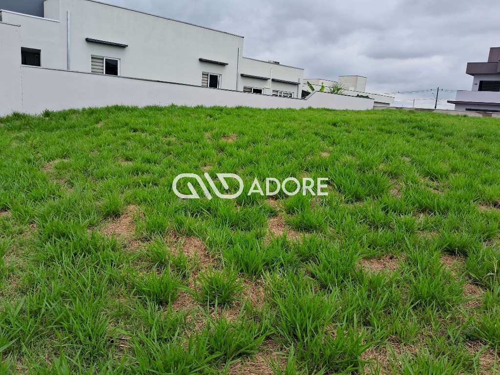 Terreno á venda no Condominio Mirante dos Ipes salto - SP