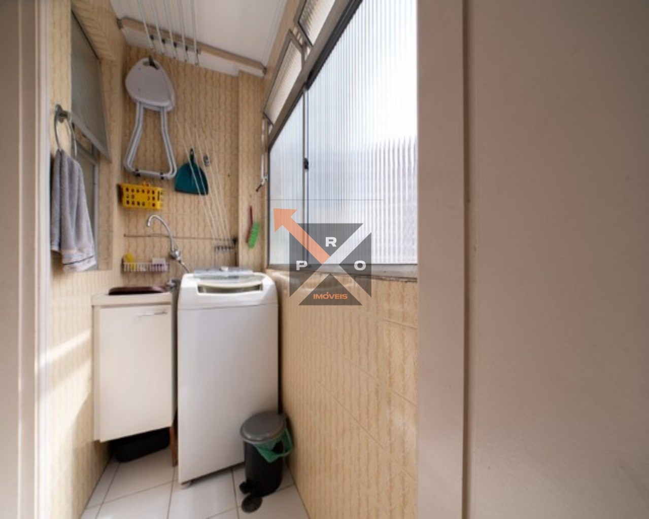 Apartamento à venda com 2 quartos, 63m² - Foto 8