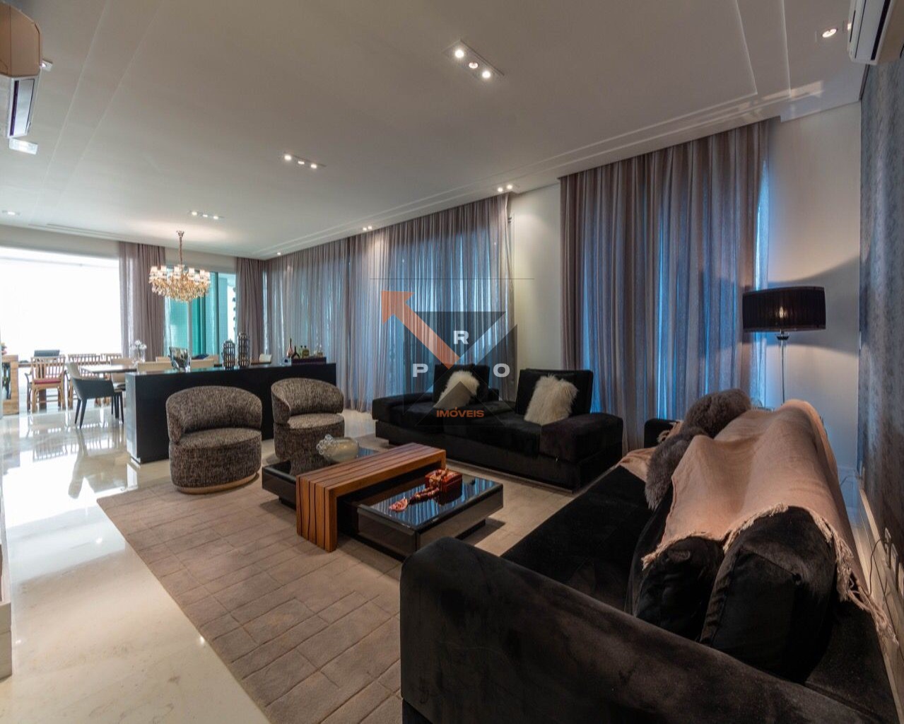 Apartamento, 4 quartos, 335 m² - Foto 1