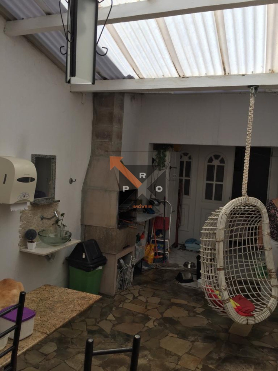 Casa à venda com 5 quartos, 260m² - Foto 3