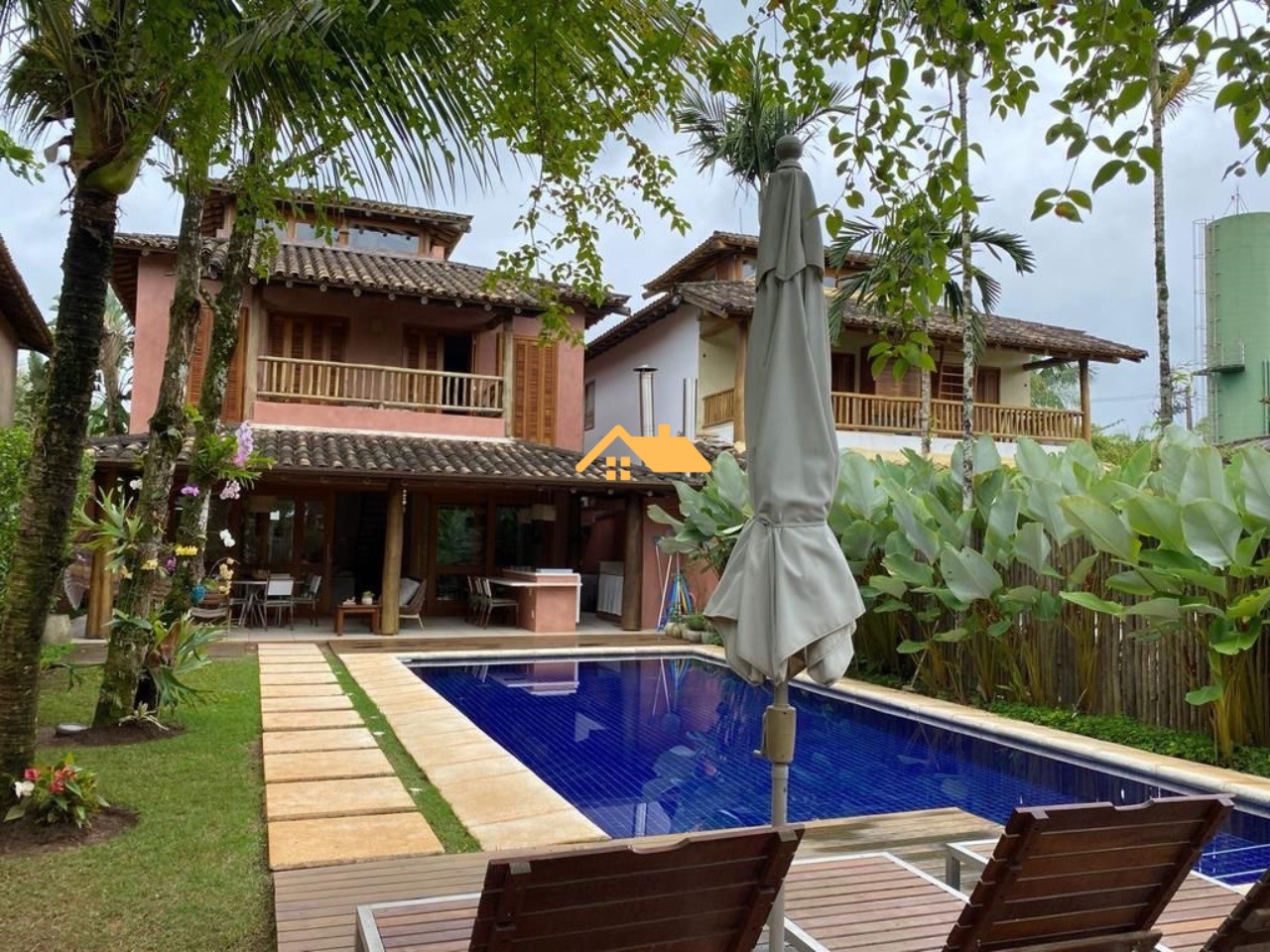 Casa de Condomínio, 4 quartos - Foto 1