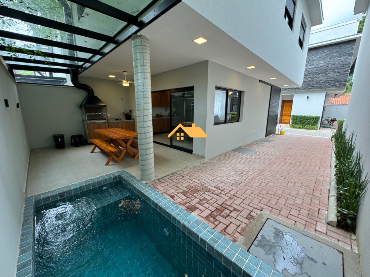 Casa de Condomínio, 3 quartos - Foto 1