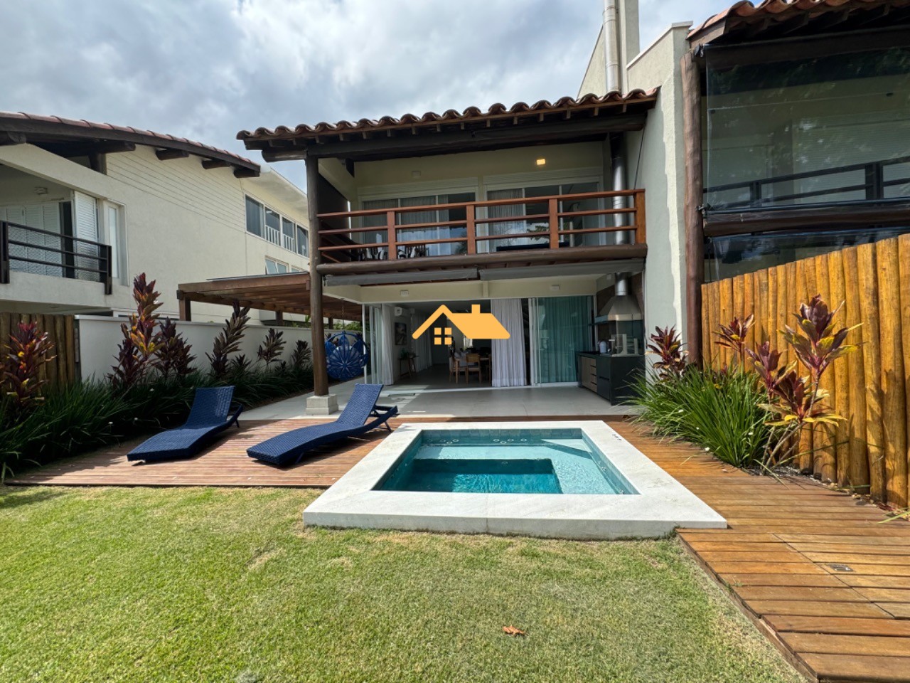 Casa de Condomínio, 6 quartos - Foto 1